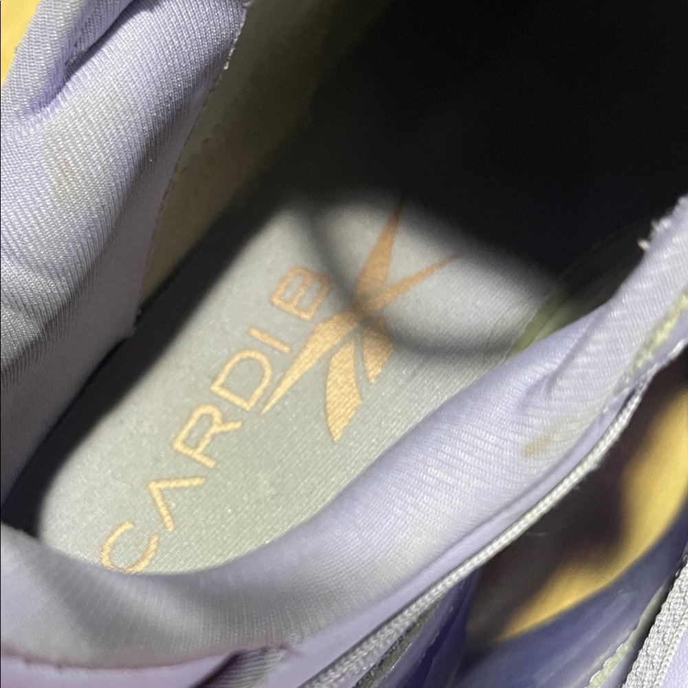 Reebok shoes‎ Cardi B Lavender gym Shoes size 4 sneakers - Picture 8 of 9
